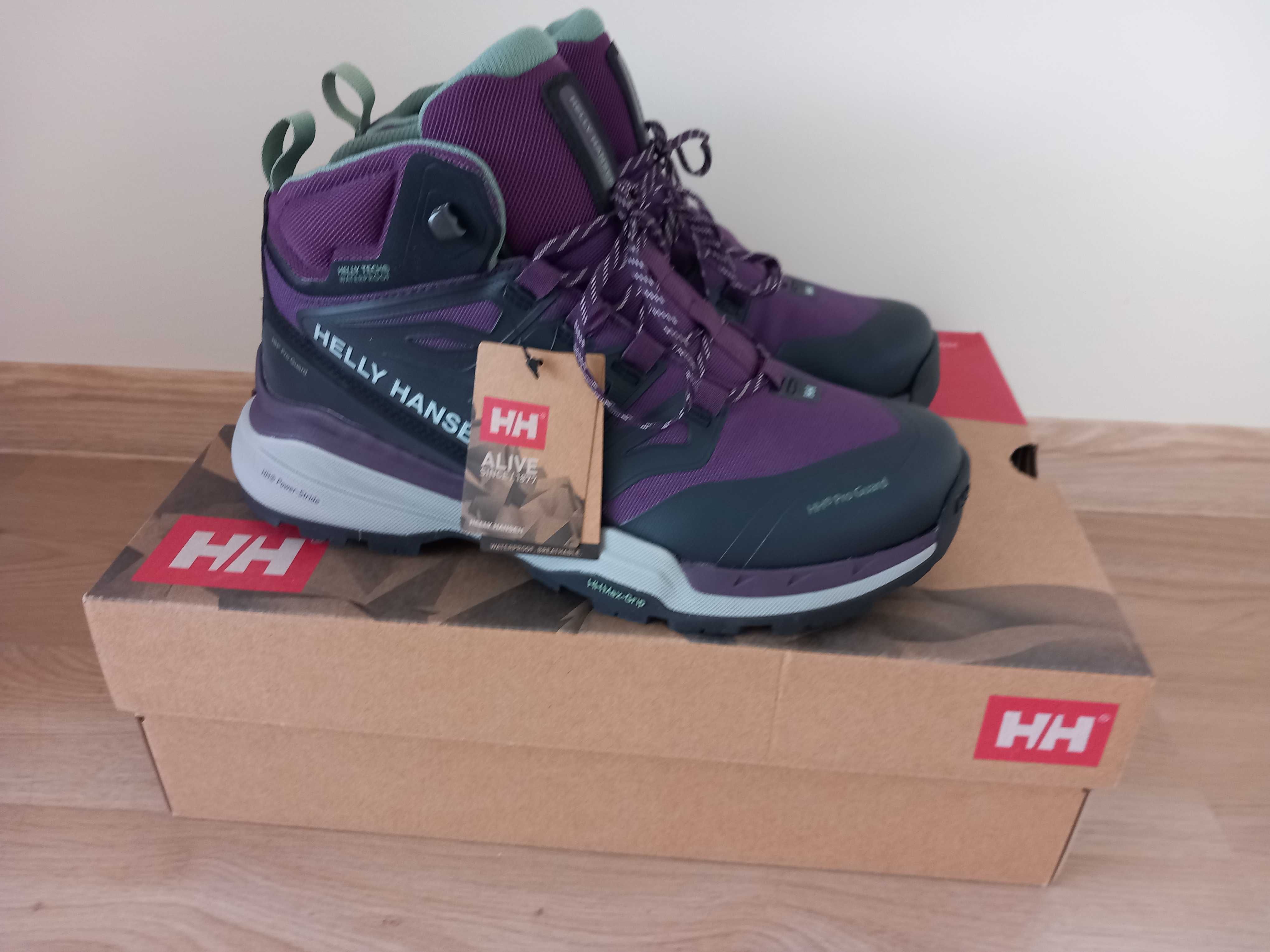 Дамски обувки Helly Hansen