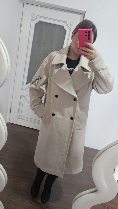 Пальто светлое size L-XL из кашемира и шерсти, размер L-XL