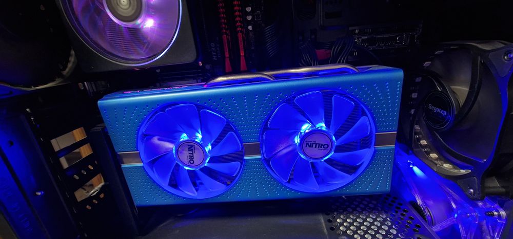 Vînd 2 ventilatoare noi cu led albastru placa video RX590