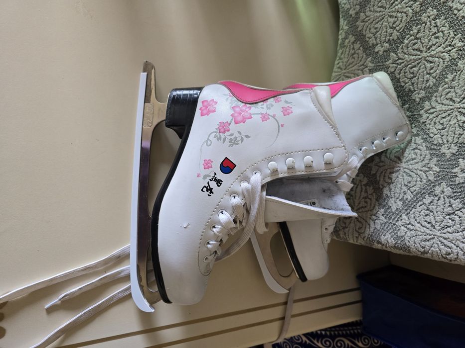 Детский конький размер 37