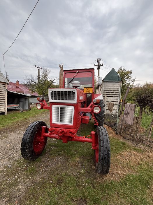 Tractor u650 + cositoare