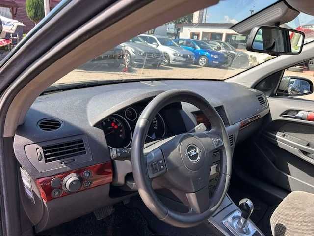 Opel Astra 1.6 автомат