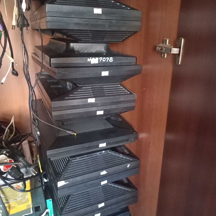 Мониторы нерабочие 19"-24", рабочие платы к мониторам