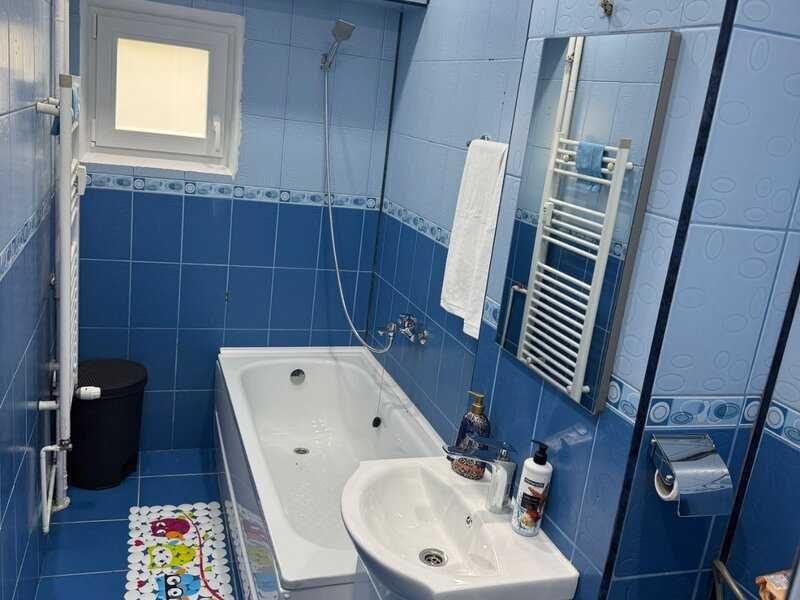 Apartament cu 3 camere de inchiriat Calea Ferentari nr 20