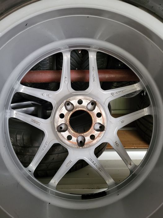 schimb jante aliaj AMG 19' cu 20'