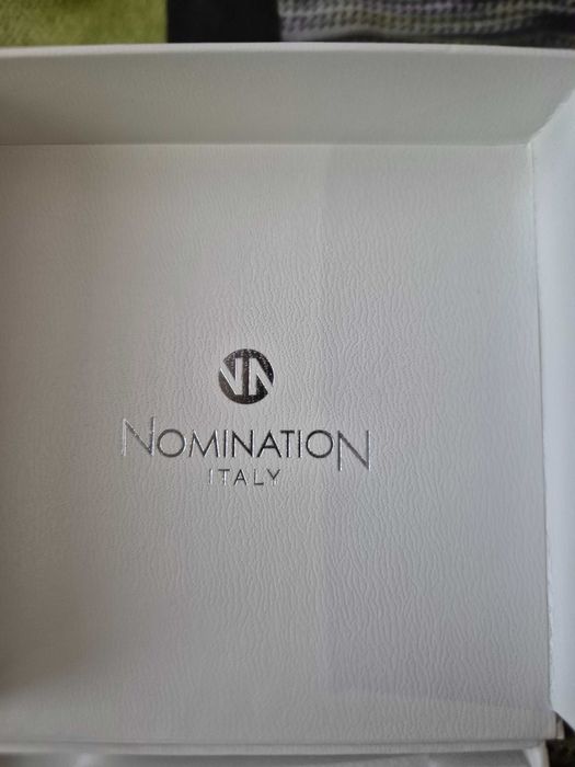 Ново колие Nomination