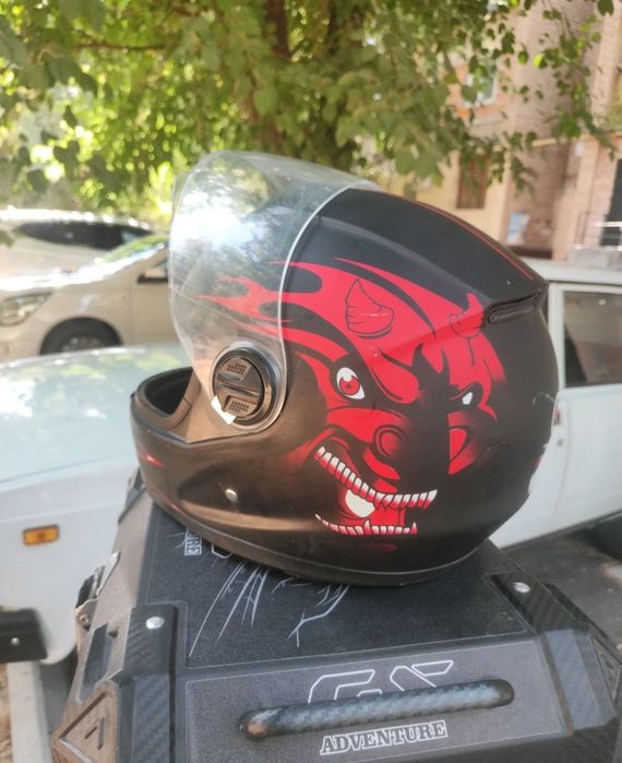 MOTO Shlem kaska