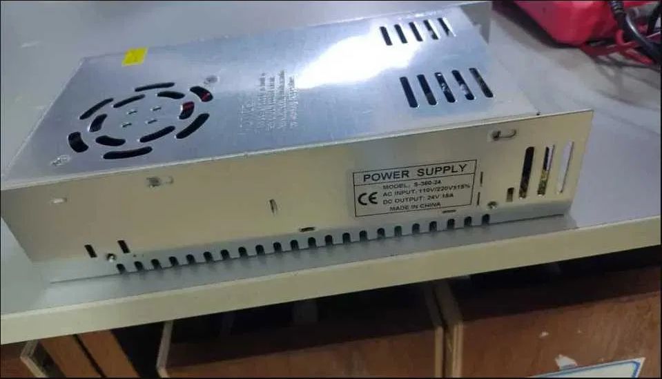 Блок питания 24v. 15A.
