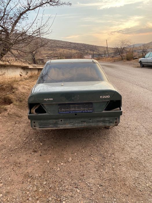 Мерседес 124 запчасть