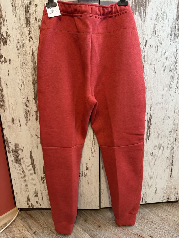 Nike Tech Fleece