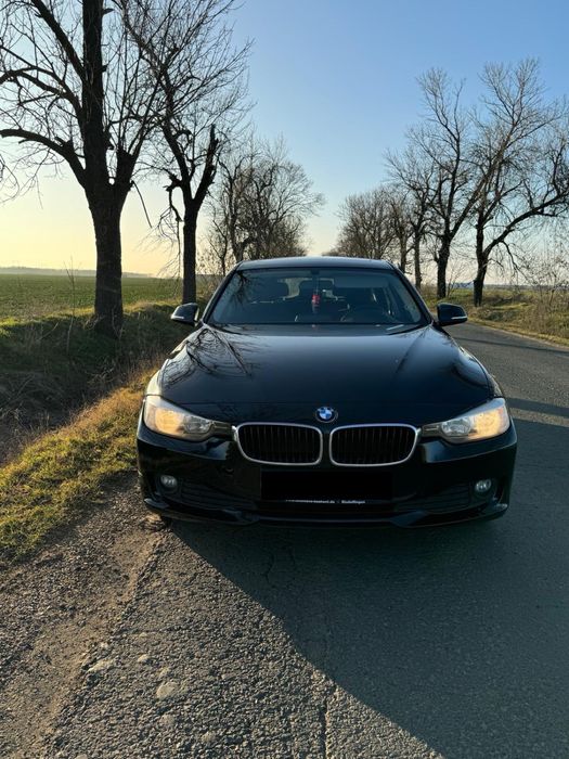Vând BMW 316d, 2013