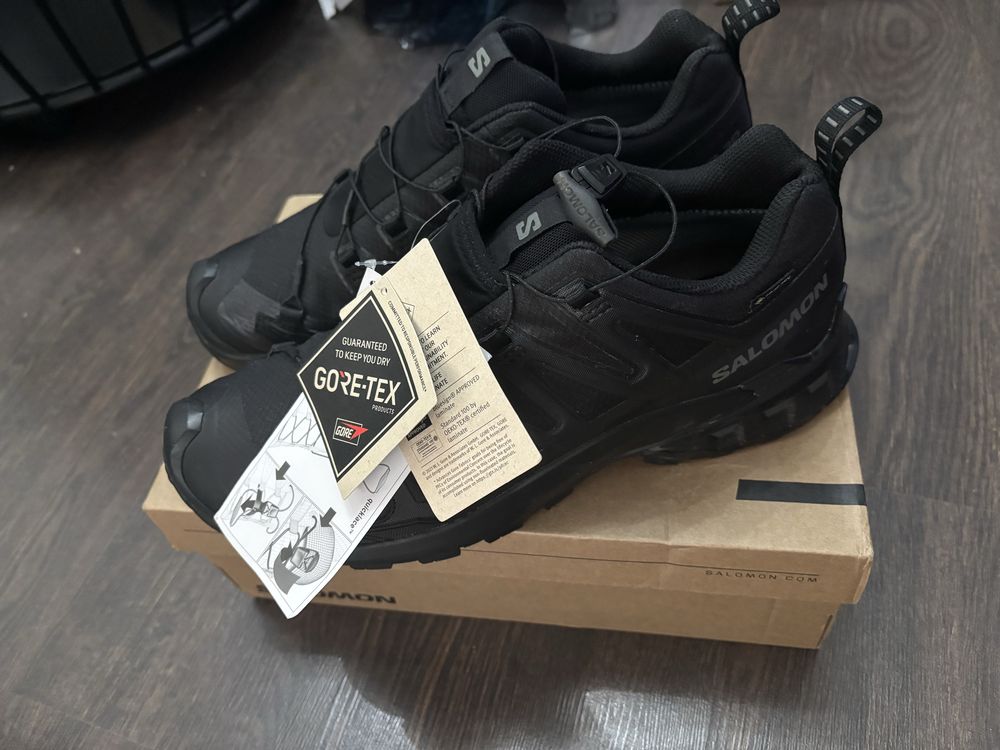 Salomon  44-2/3  номер нови Gor- tex XA 3d v9 pro