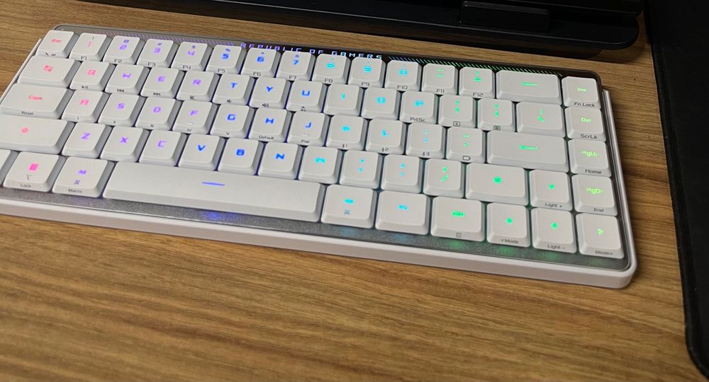 продам клавиатуру asus falshion low profile
