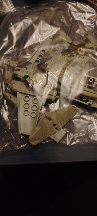 Модел на  СУ-25 1/72 на украинските ВВС