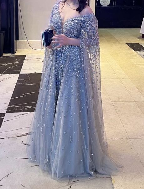 Вечернее платье для любого торжественного вечера