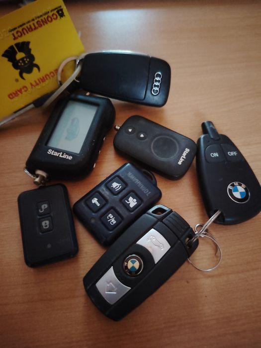 Продам Авто пульт сигнализации брелок