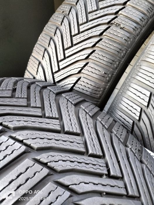 215 50 19 Michelin ID3