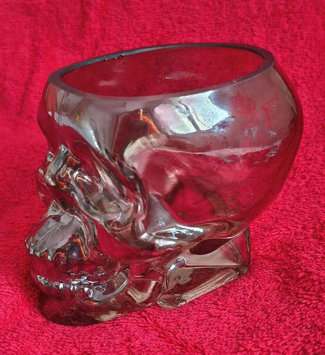 Scrumiera Craniu Uman din cristal