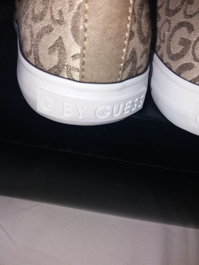 Tenisi G by Guess