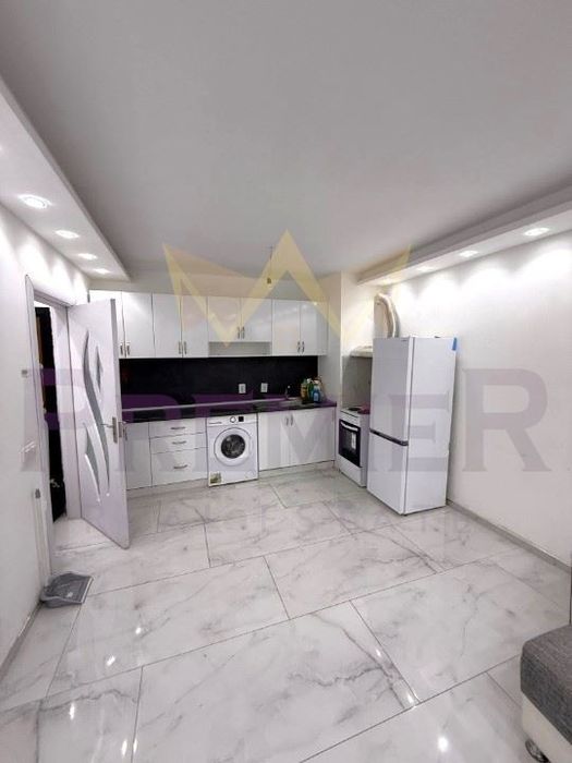 Продава се Двустаен апартамент в София, Връбница 2 - 75 кв.м за 3654 €/кв.м - Снимка #1