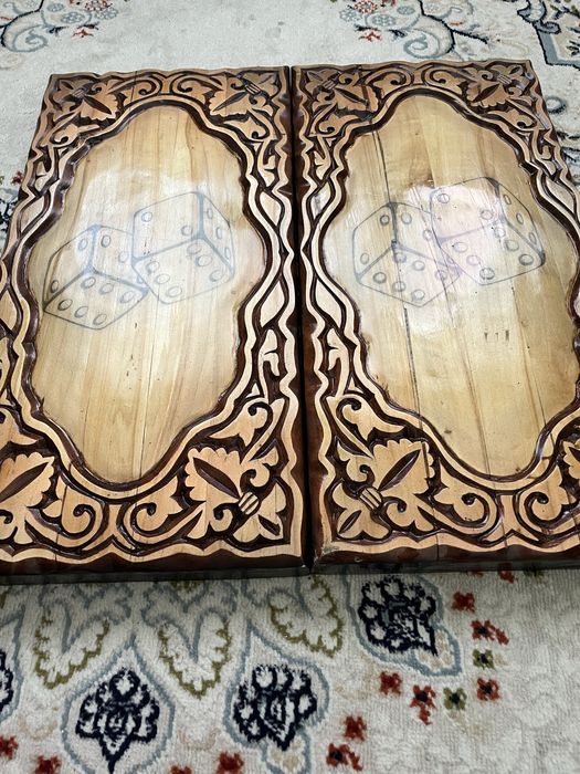 нарда көркем суреттелген нарды