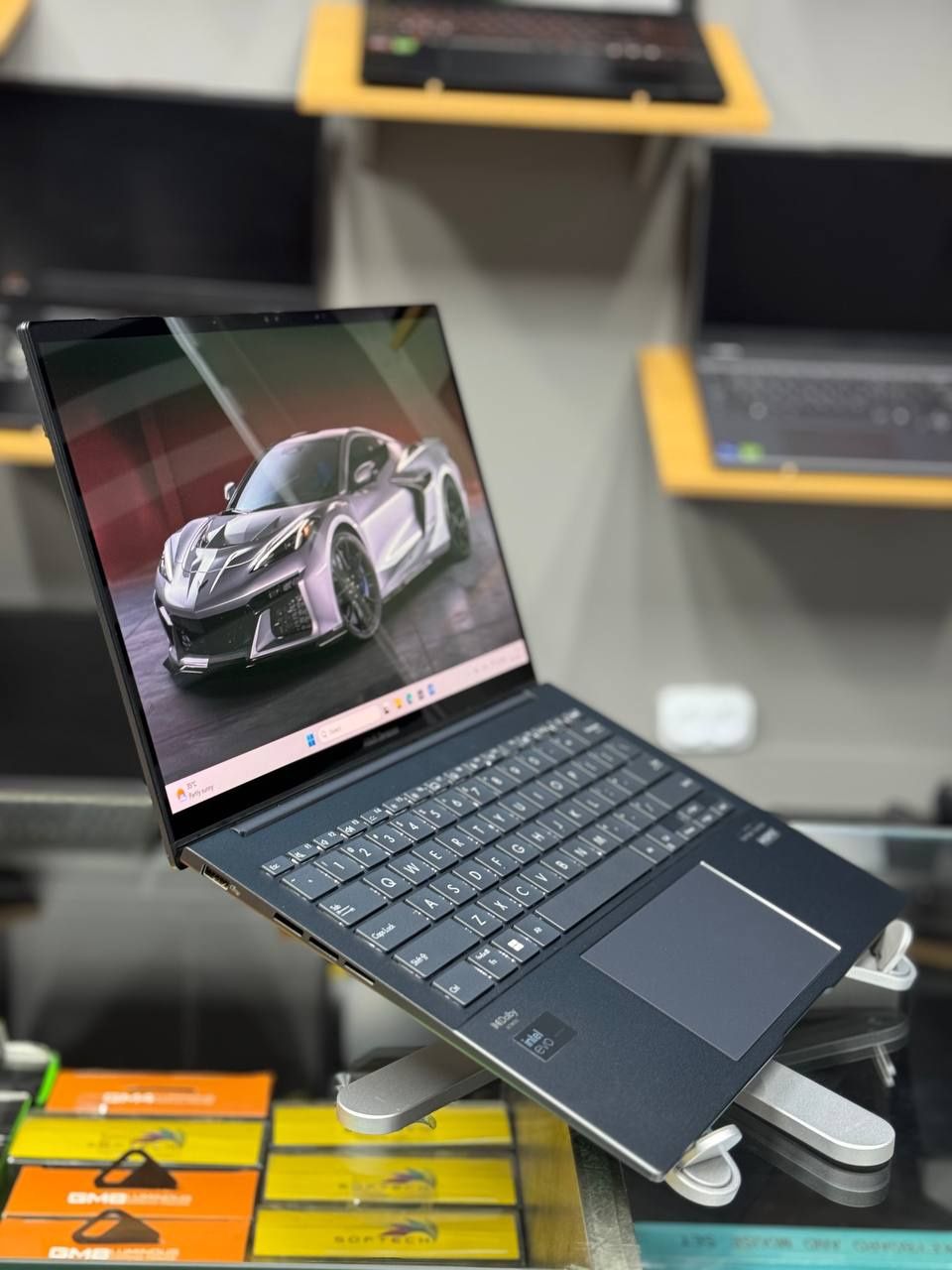 Asus Zenbook [Nextech_NXT]