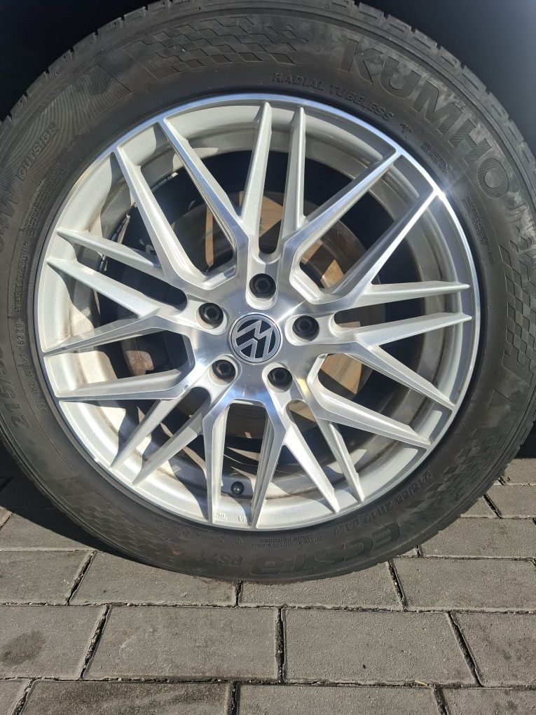 Джанти 17 цола 5x112 Гуми 215/55/17