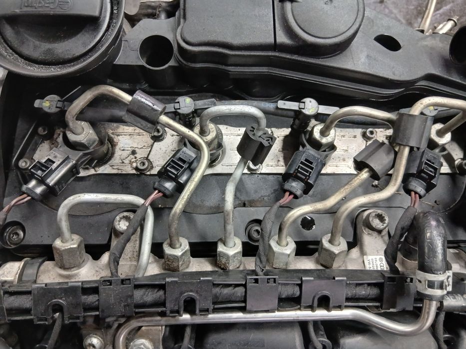 Injector Injectoare CBA CBAB CAG CAGA CAGB CAGC 2.0 TDI Audi VW Passat