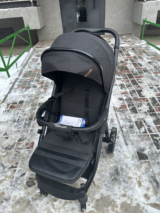 Коляска пргулочная