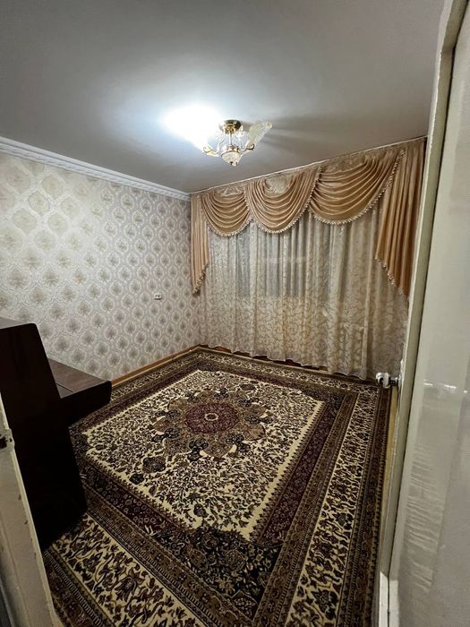 Продаётся 5 комнатная квартира