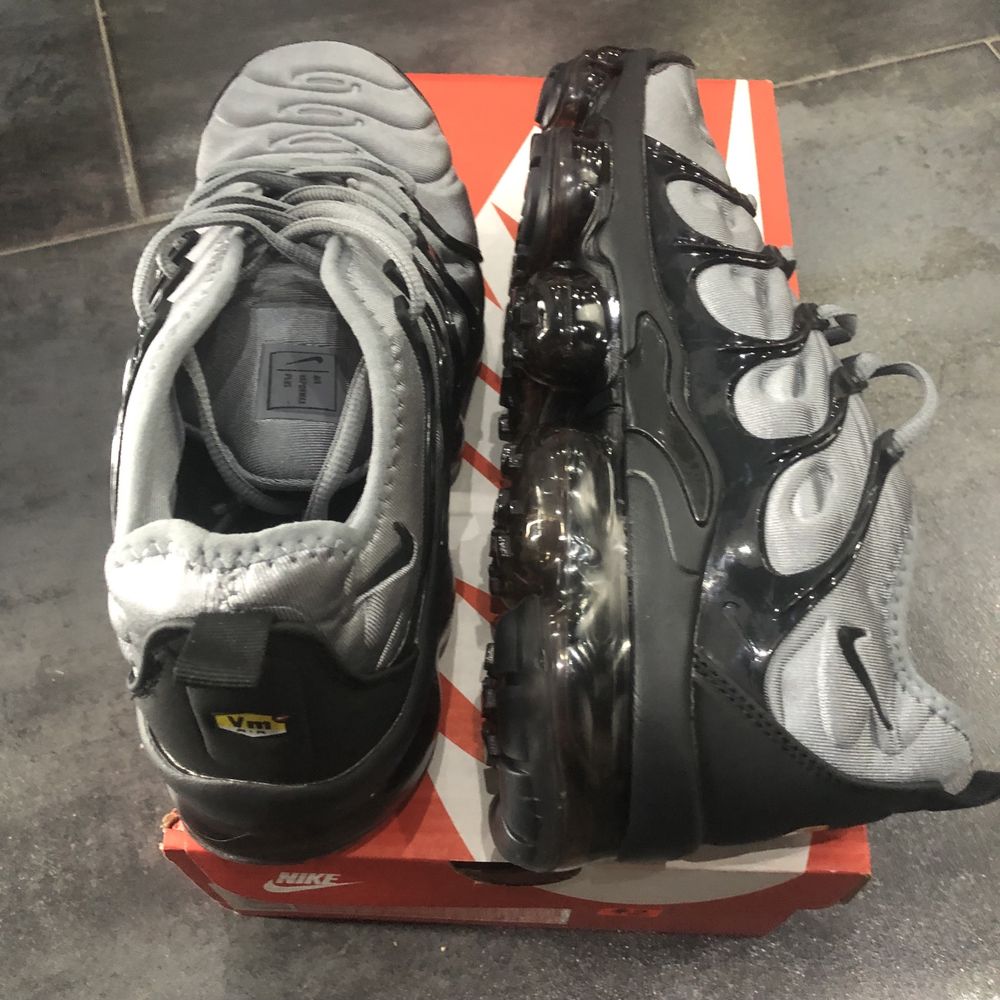 Nike Vapormax Plus Grey/Black - 40 ,44 и 46