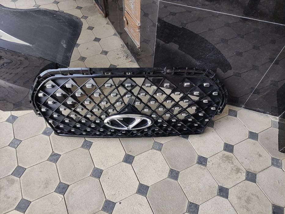 Черей бампер б/у