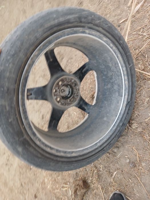 Диски р 17.  Хамаси зур