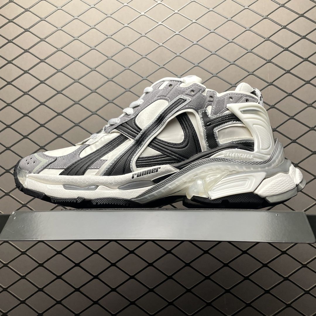 Balenciaga runner 2