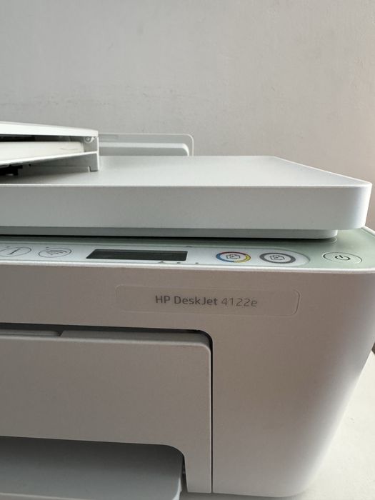 Imprimantă HP DeskJet 4122e – Multifuncțională Wi-Fi Color, ca nouă