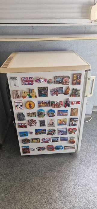 Работещ без забележки фризер