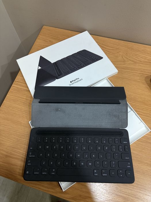 iPad Pro Smart Keyboard (коавиатура для айпада)