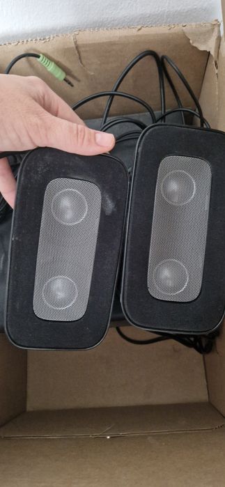 Sistem audio cu 2 boxe