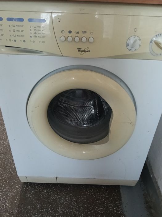 Vând mașină de spălat