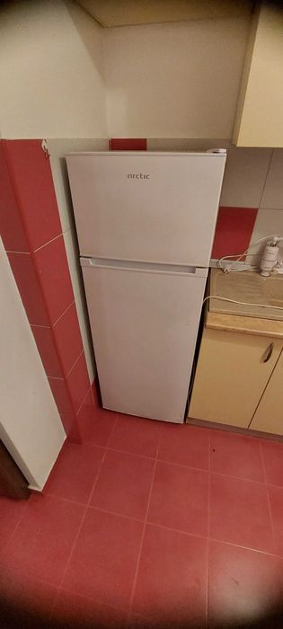 Frigider ARCTIC cu congelator