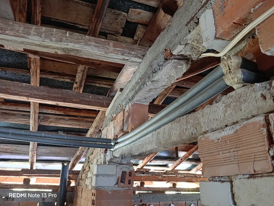 Продавам 5-етажна къща в село Кутела, обл. Смолян