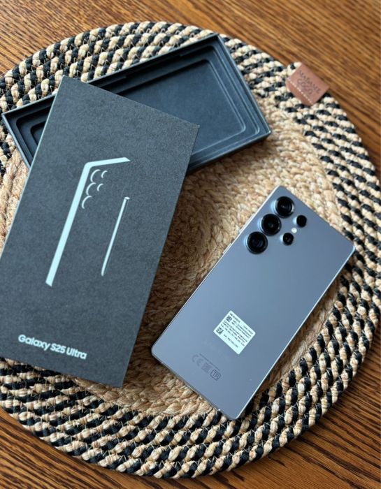 Samsung s 25 ultra 256gb