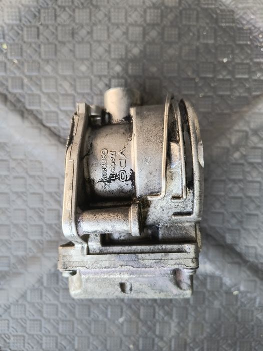 Дросел клапа за AUDI VW 1.9 2.0 TDI (2004 - 2008)