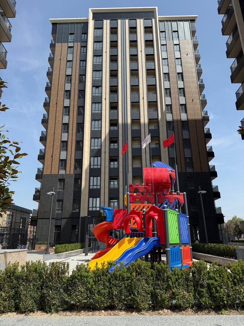 Darkhan Avenue Продается 2 комнатная коробка Мирзо-Улугбек