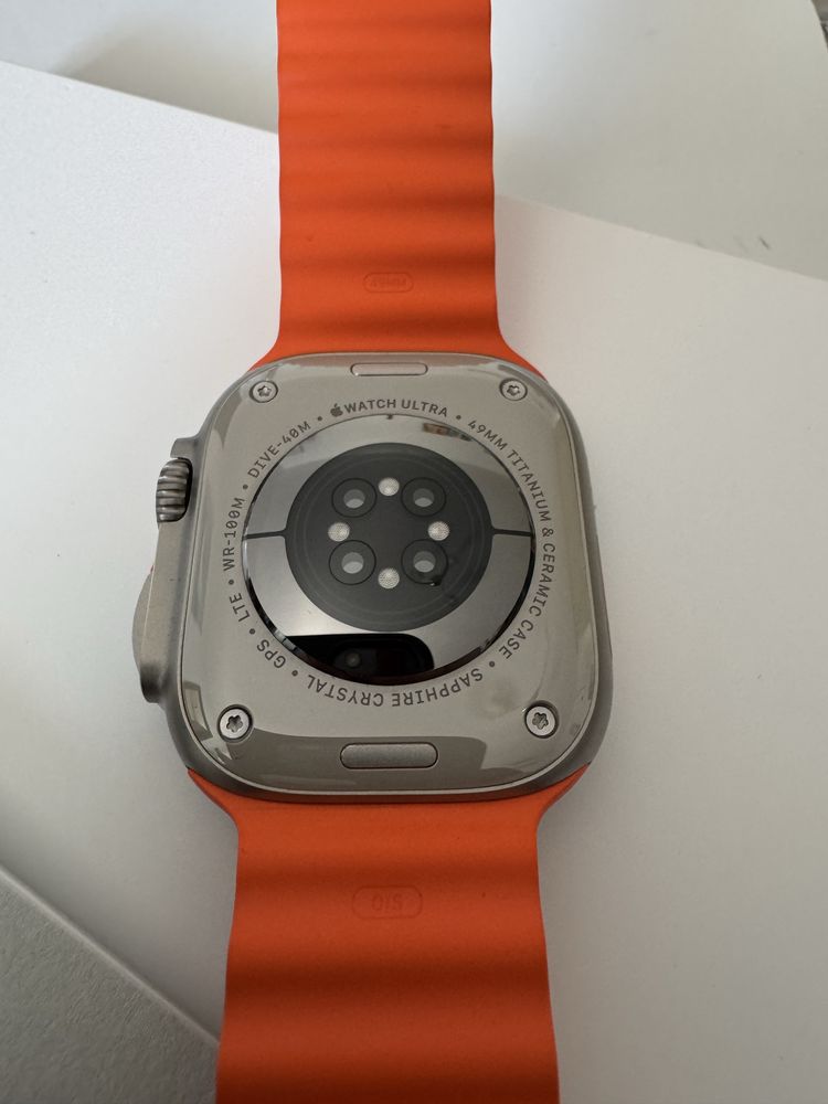 Apple Watch Ultra 2 49 mm
