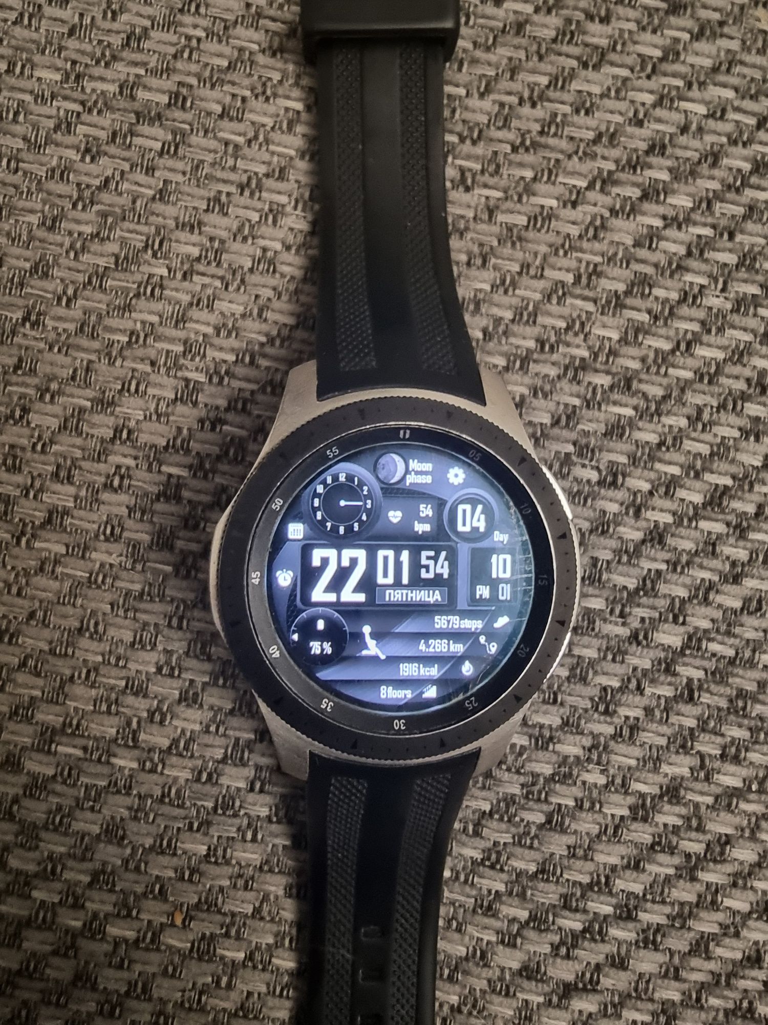 Продам часы Samsung Galaxy Watch