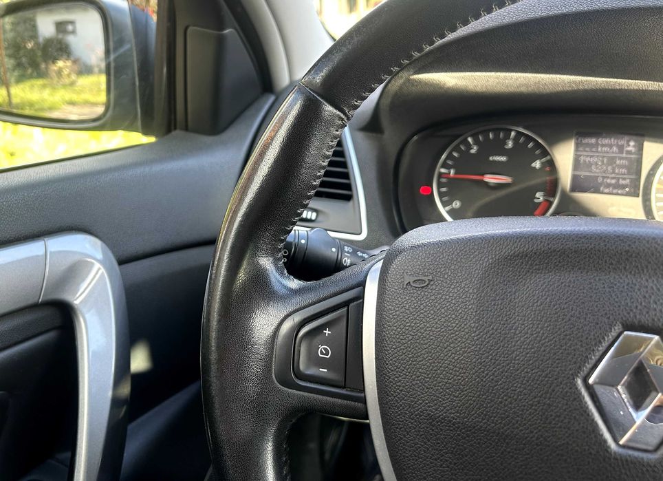 Vand - schimb Renault Laguna -impecabila, doar 145000 km, reali!