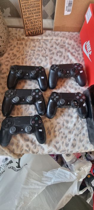 Джойстици за PS4