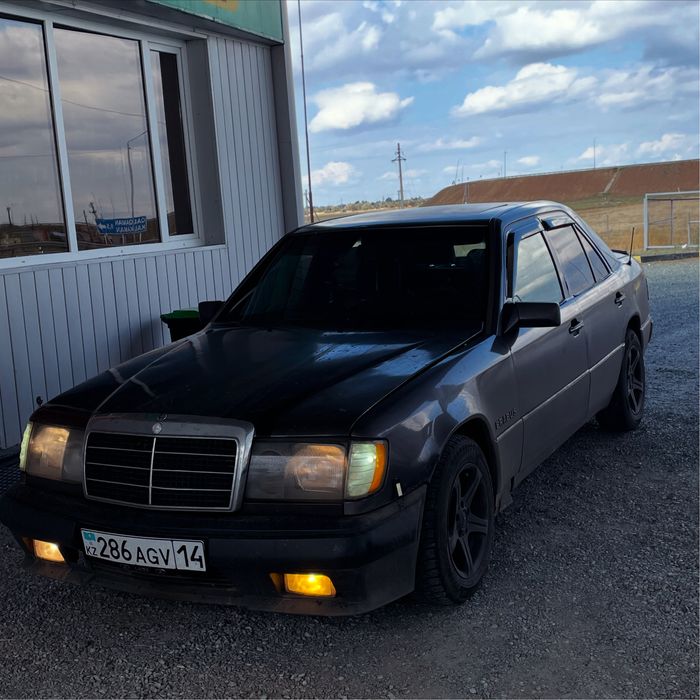 Mersedec benz w124 3л
