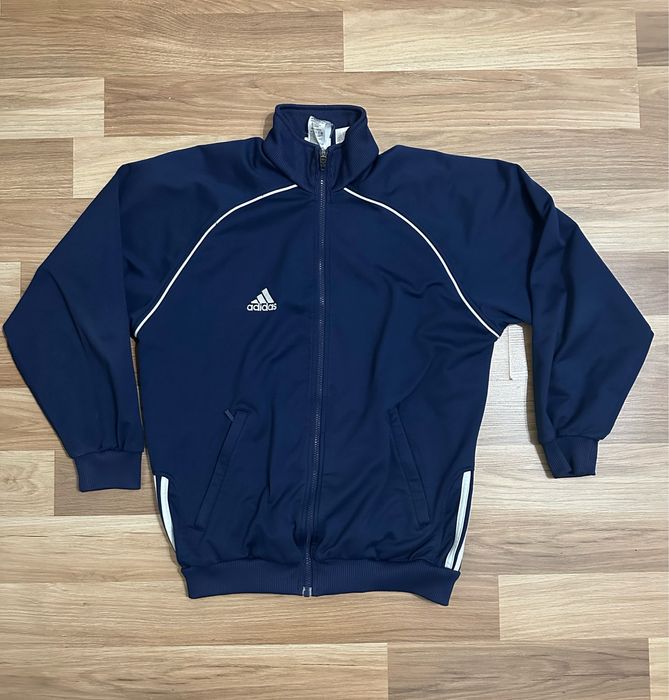 Горнище на Adidas - М/L размер